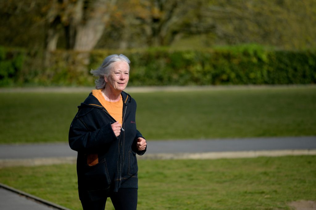 activité physique et confiance en soi seniors