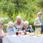 sorties entre seniors célibataires