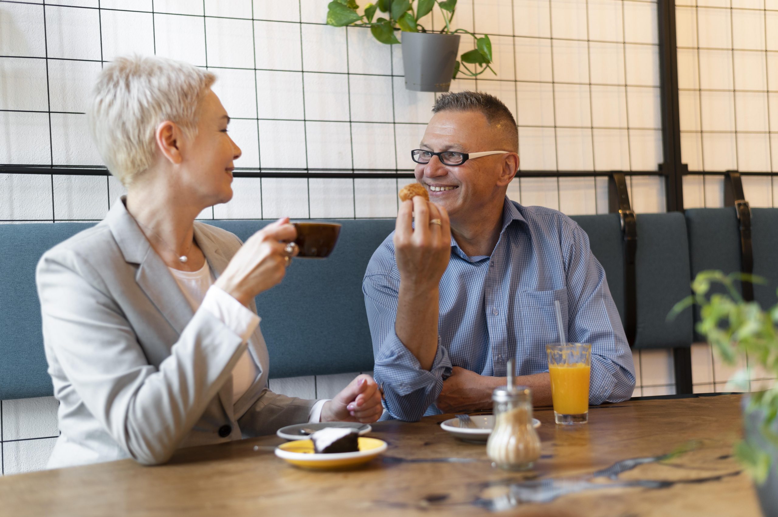 retrouver un amour de jeunesse 50 ans après
